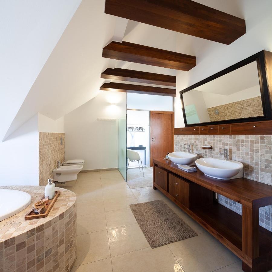 Silver Willow Luxury Apartment Sopron Exteriör bild