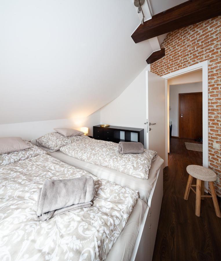 Silver Willow Luxury Apartment Sopron Exteriör bild